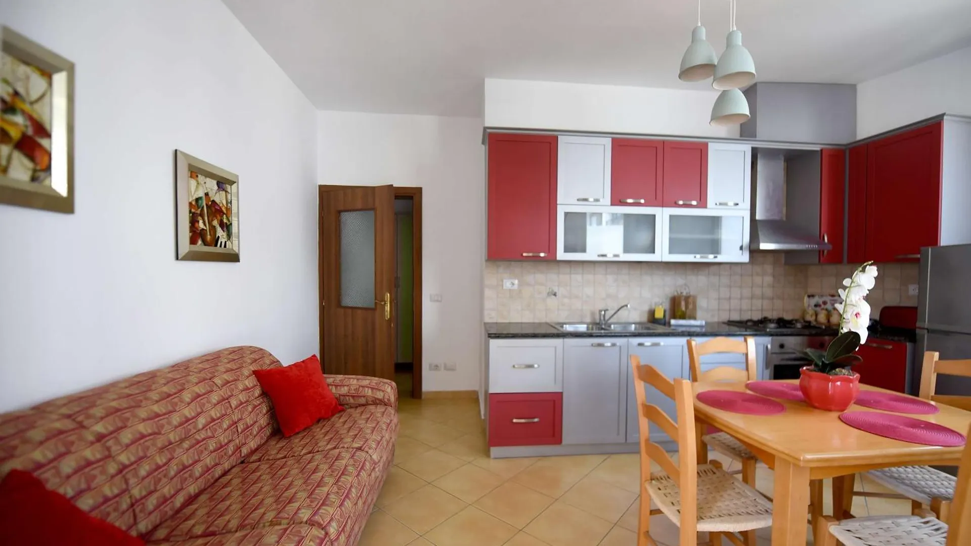 Casa Marea Daire Golem